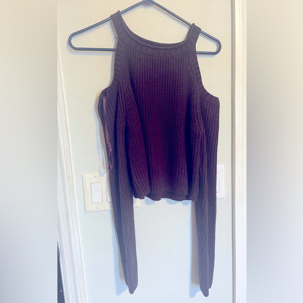 Elodie brand sweater with shoulder cut outs